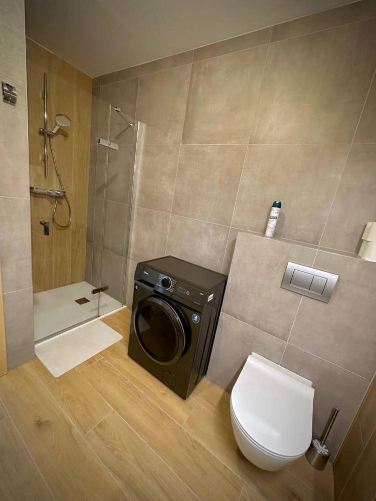 Apartman V Tichu Teplice nad Metují Exteriör bild