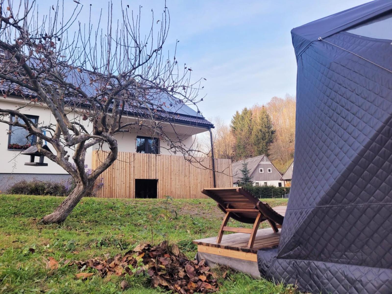Apartman V Tichu Teplice nad Metují Exteriör bild